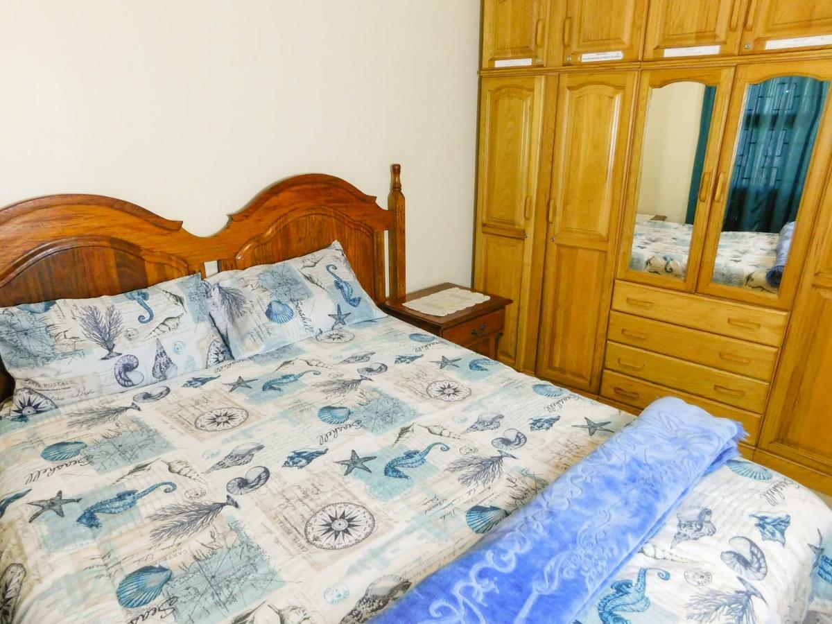 Mama Mia Cottages Oslo Beach Port Shepstone Exterior photo