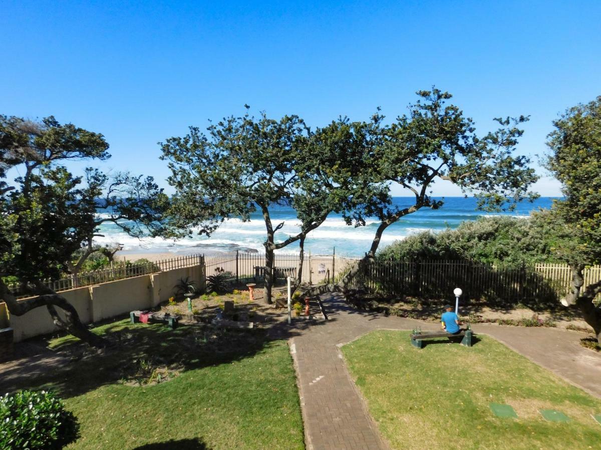 Mama Mia Cottages Oslo Beach Port Shepstone Exterior photo